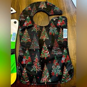 Christmas tree theme bib